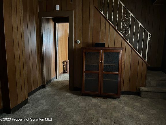4th image of 1335-37 39 Madison Ave