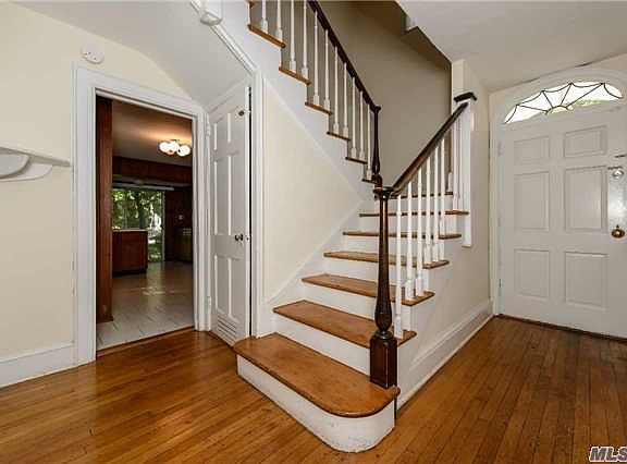 2nd image of 48B Homewood Pl