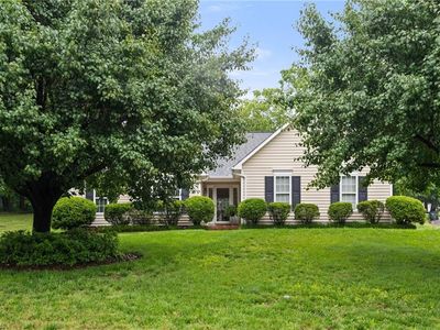 4800 Corinthian Way, Greensboro, NC, 27410