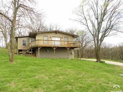8416 Oak Point Rd, Ozawkie, KS, 66070