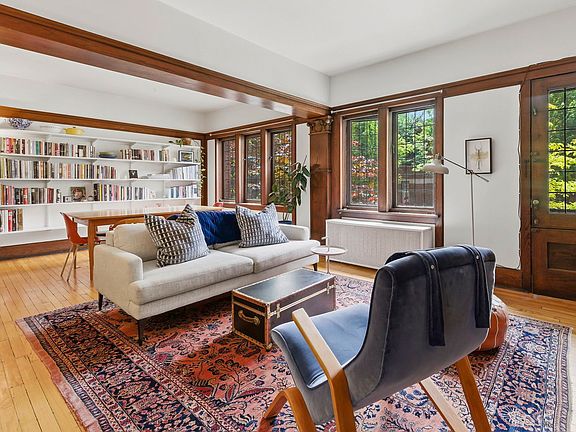 5th image of 1368 E 57th St #1
