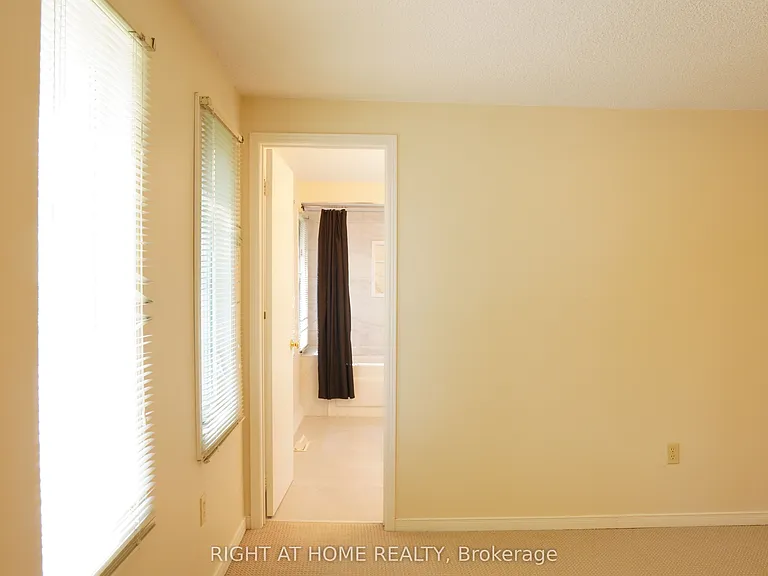 50 Oldhill St — Photo 14