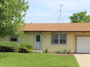 639 Holland Ave, Delavan, WI 53115