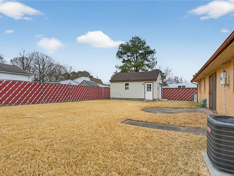 724 S Westgrove Rd — Photo 17