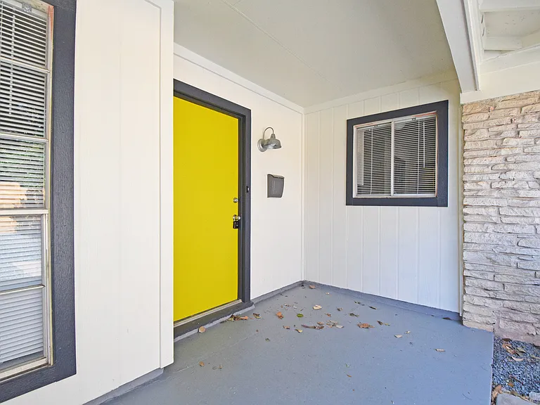 6400 Brookside Dr — Photo 5