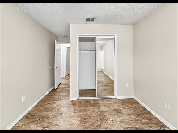 5th image of 241 Rock Springs Dr