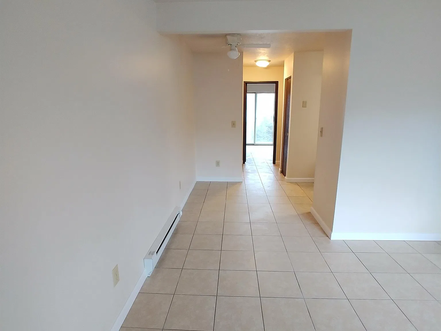 698 Posey Hill St — Photo 4
