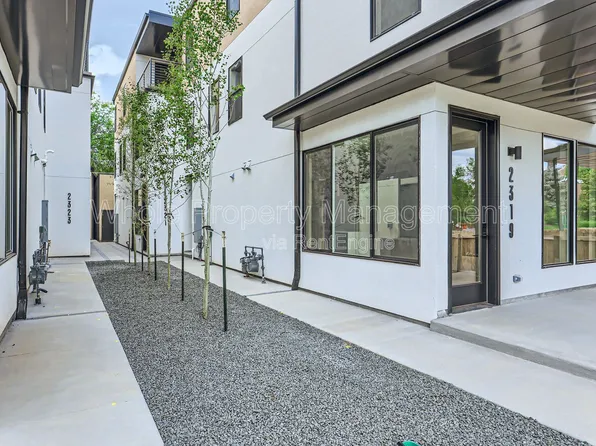 2321 S High St, Denver, CO 80210