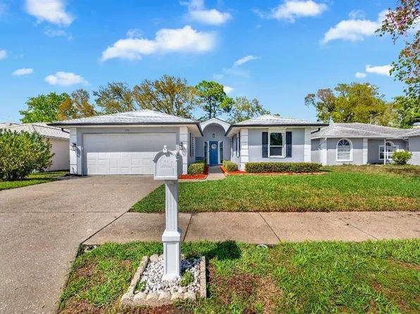 1717 Bermuda Ct, Safety Harbor, FL 34695