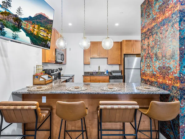 569 North 20th Street - 1F, 569 N 20th St, Philadelphia, PA 19130