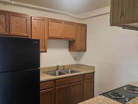 3rd image of 300 N Beech St #204