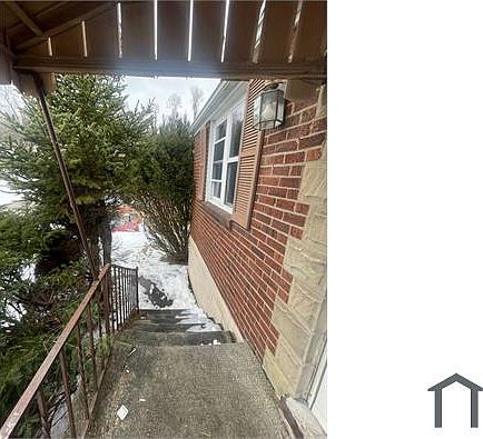 4th image of 149 Parkwood Dr