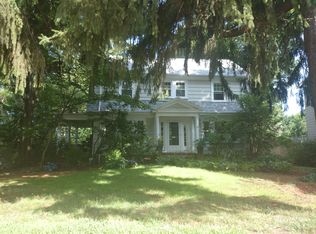 21 Linnet St, West Roxbury, MA 02132