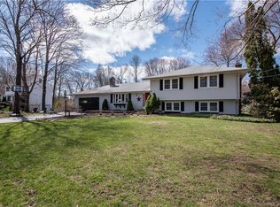 21 Partridge Ln, Clinton, CT 06413