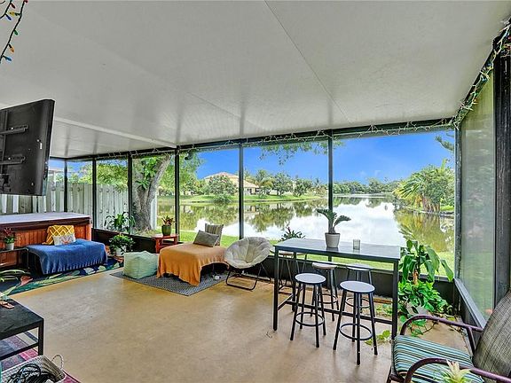 3rd image of 2855 River Run Circle