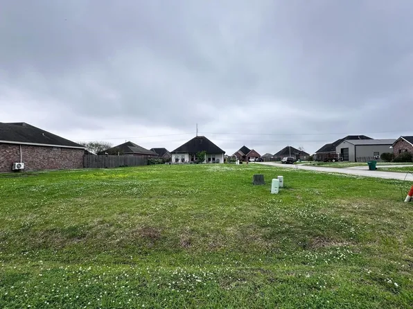 Harvest Ct, Thibodaux, LA 70301