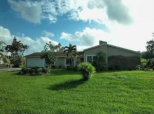 10830 SW 27th Ct, Davie, FL 33328