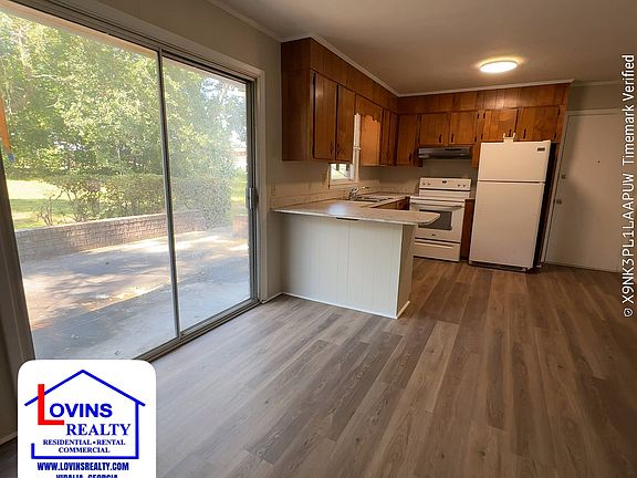 4th image of 603 Waters Dr
