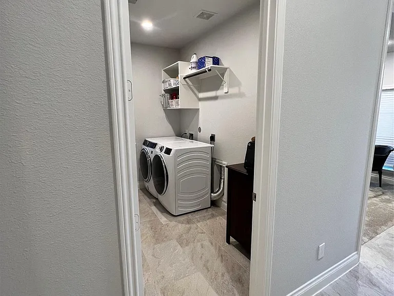 2102 Marian Lee Ln — Photo 20