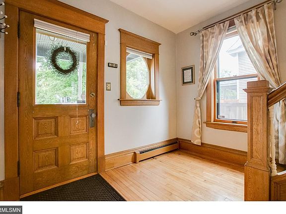 3rd image of 941 Selby Ave