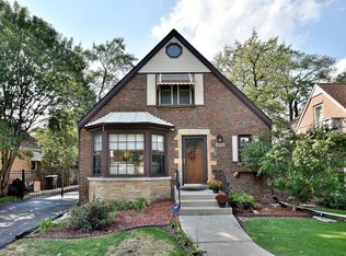 1938 N 73rd Ct, Elmwood Park, IL 60707