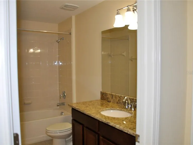 7612 Fairgrove Ave — Photo 28