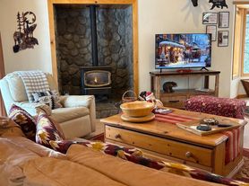 1119 Oxford Ct, Tahoe Vista, CA