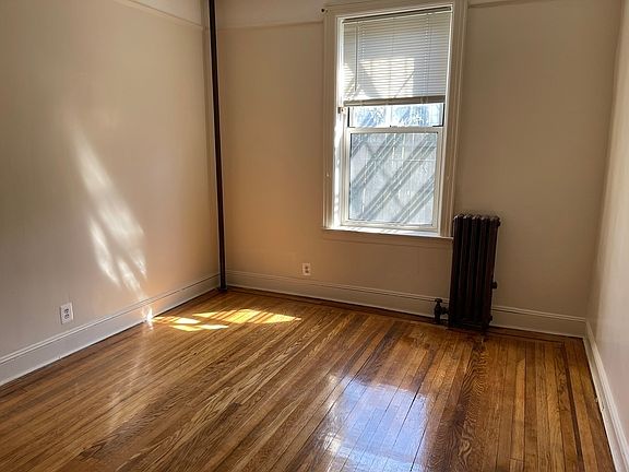 2nd image of 22-11 33rd St #A