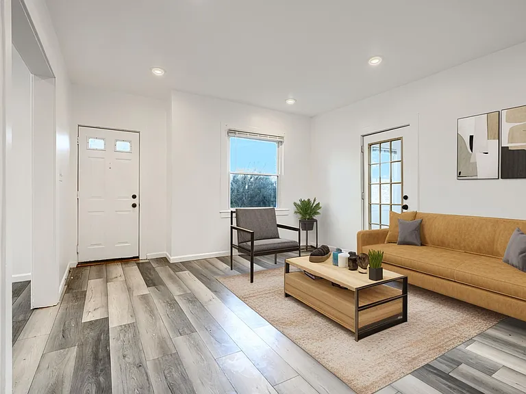 13 Summerfield Rd — Photo 3