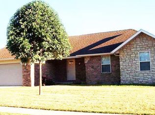 3438 W Vincent Dr, Springfield, MO 65810