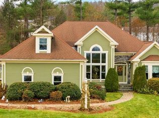 43 Kendall Hill Rd, Leominster, MA 01453