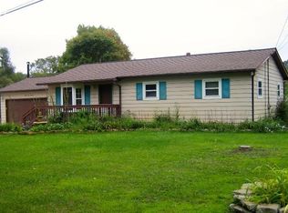 15219 Eddy Lake Rd, Fenton, MI 48430