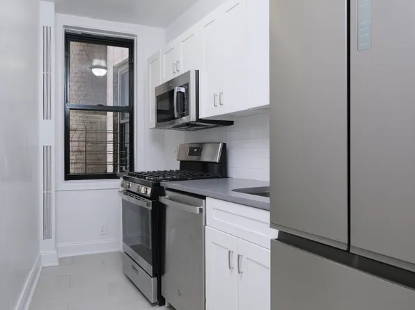 340 E Mosholu Parkway S image 6 of 10