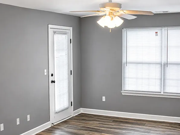 Royce Hill Apartment