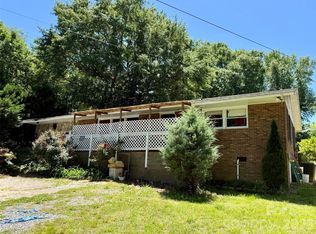 2607 Crescent Ln, Gastonia, NC 28052
