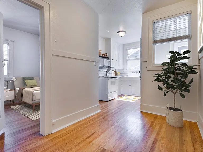 1108 N 9th St — Photo 4