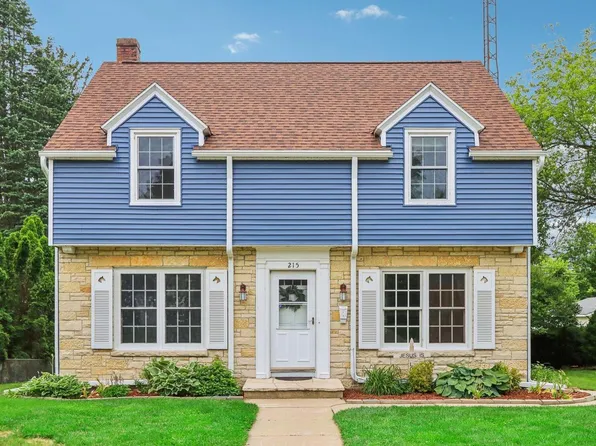 215 South Fischer AVENUE, Jefferson, WI 53549