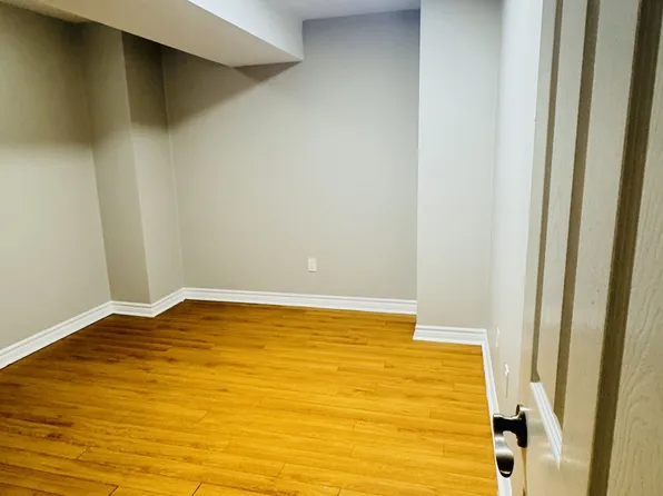 887 Bennett Blvd, Milton, ON L9T 6X5