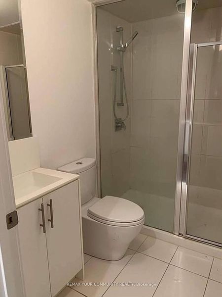 Toronto Townhouse for rent - 1 Bedroom — photo 7