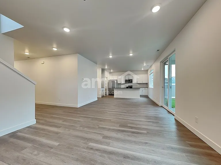 8007 Katriel Ct SW — Photo 5