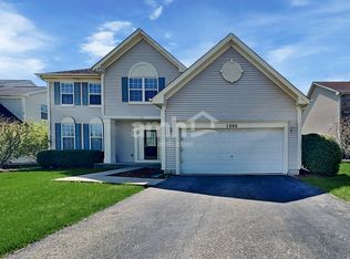 2886 Arbor Ln, Aurora, IL 60502