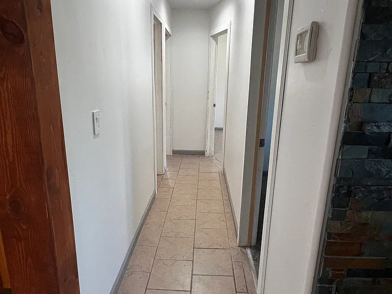 1030 Joy Ln — Photo 25