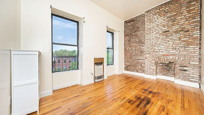Rented by Nooklyn NYC LLC | media 1