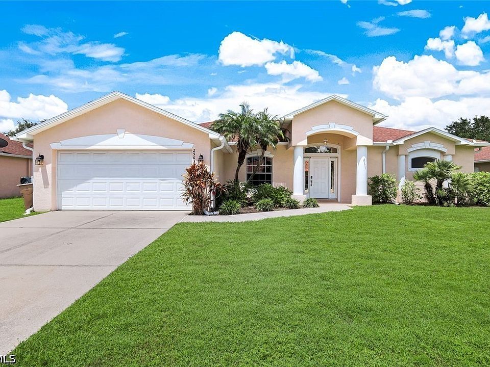 1st image of 2563 Nature Pointe Loop