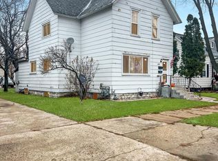 1804 13th Ave E, Menomonie, WI 54751