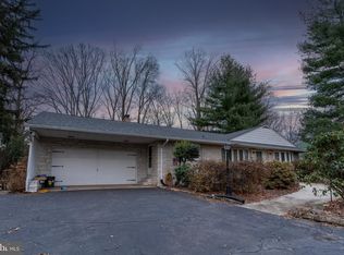 712 River Rd, Ewing, NJ 08628