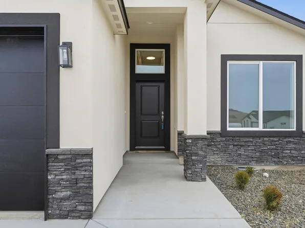 7287 W 30th Ave, Kennewick, WA 99338