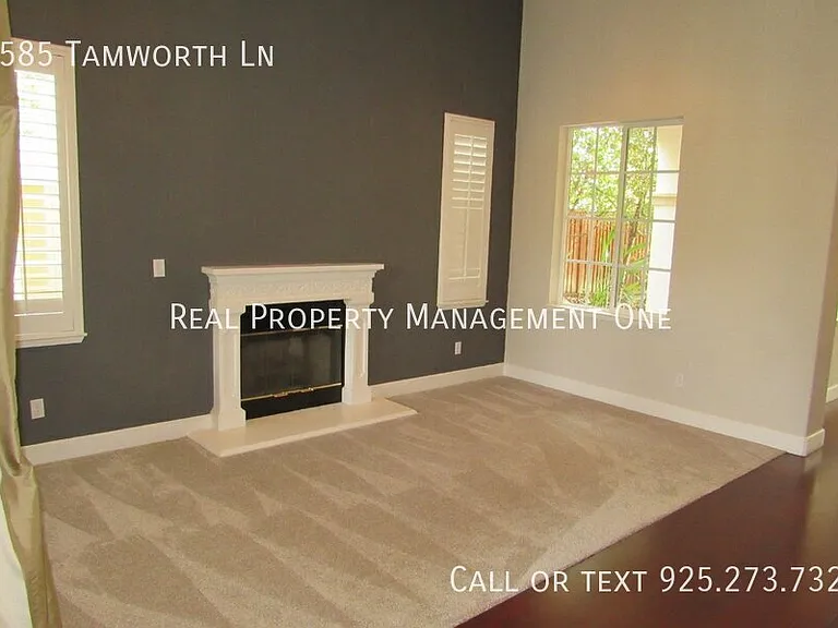 2585 Tamworth Ln — Photo 6