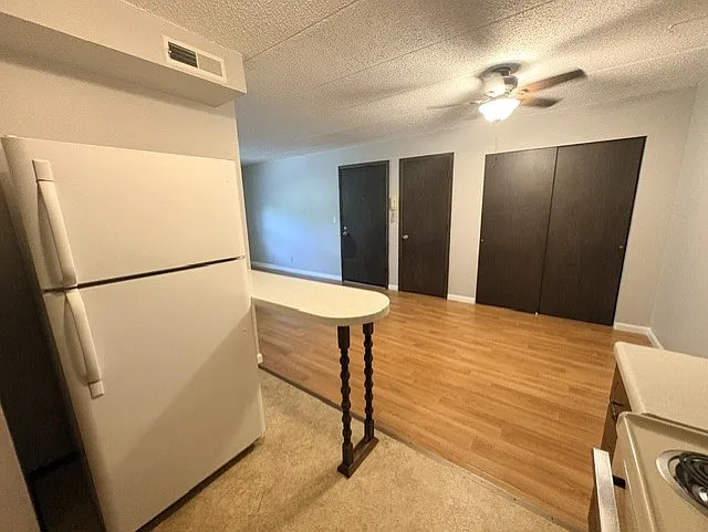 1460 Morgan St #6 — Photo 8