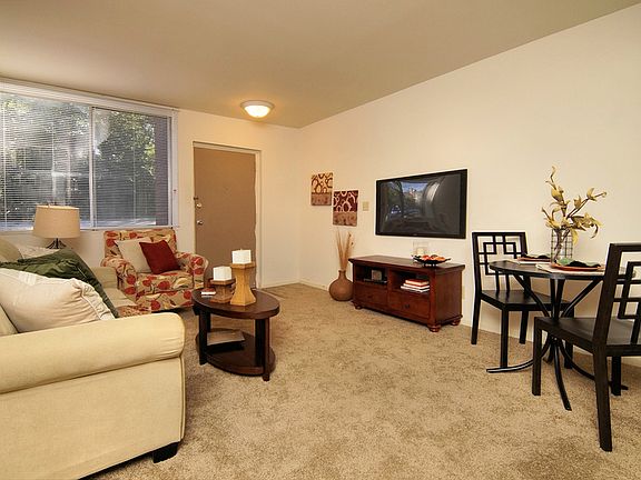 2nd image of 5530 Hamilton Ave